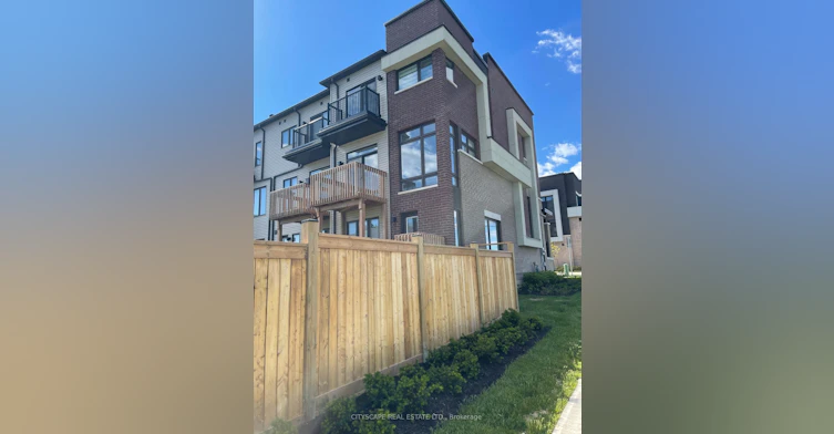 801 Heathrow Path N, Oshawa, ON, L1H 7K5 - 10