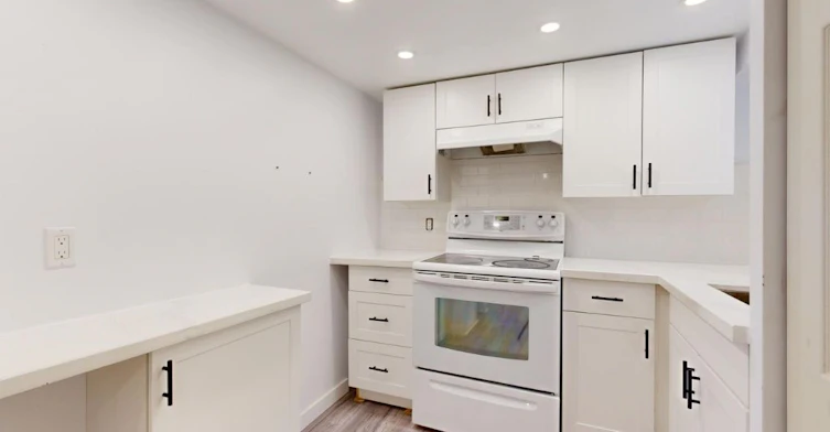 77 Glenburn Avenue, Toronto, ON, M4B 2X7 - 26