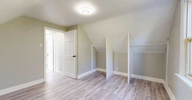 77 Glenburn Avenue, Toronto, ON, M4B 2X7 - 16