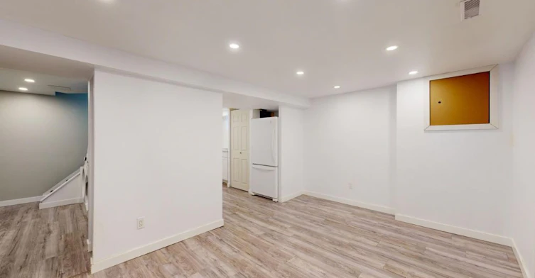 77 Glenburn Avenue, Toronto, ON, M4B 2X7 - 24