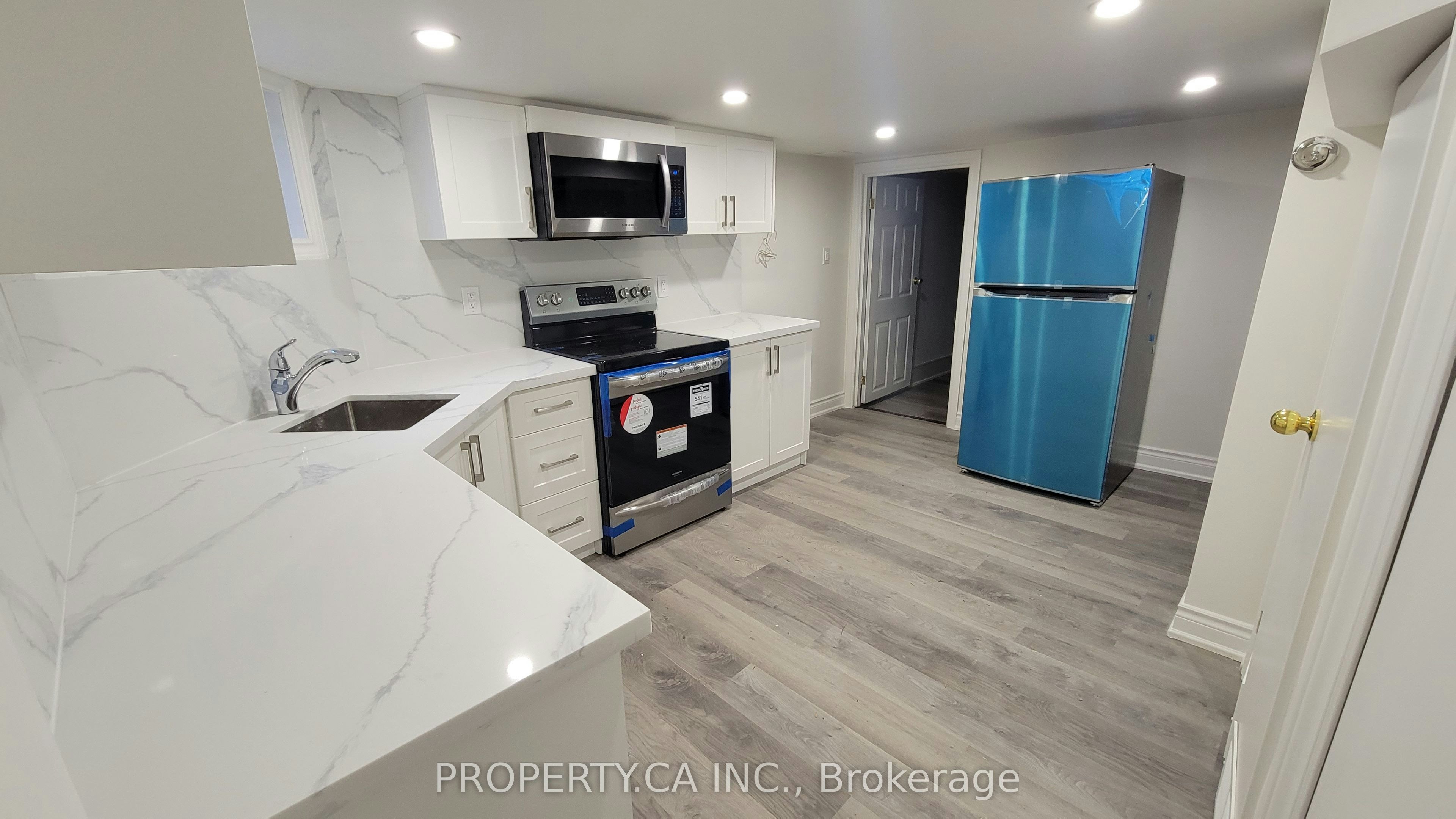 625 Rhodes Avenue, Toronto, ON, M4J 4X5 - 2