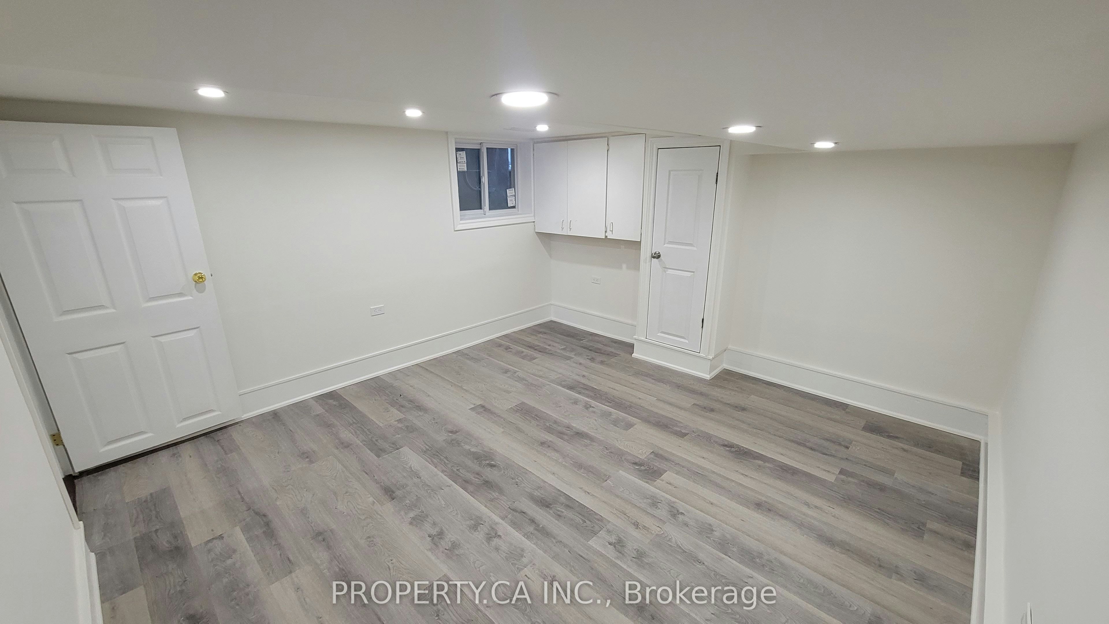 625 Rhodes Avenue, Toronto, ON, M4J 4X5 - 6