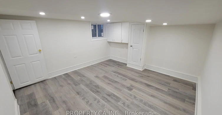 625 Rhodes Avenue, Toronto, ON, M4J 4X5 - 6