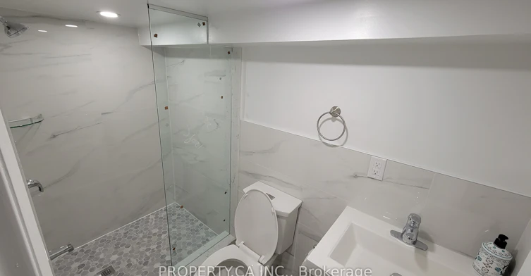 625 Rhodes Avenue, Toronto, ON, M4J 4X5 - 7
