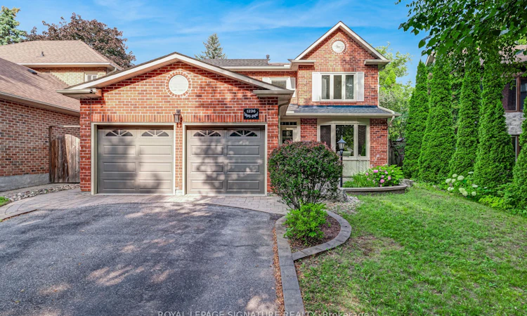 1236 Fieldstone Circle