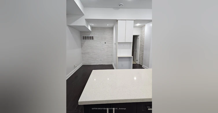 2-924 Danforth Avenue, Toronto, ON, M4J 1L9 - 8