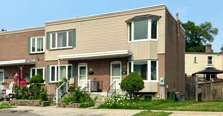 31-740 Kennedy Road, Toronto, ON, M1K 2C5