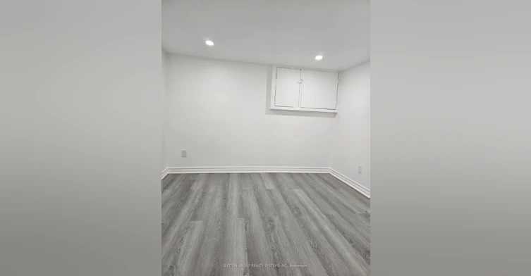 137B Chatham Avenue, Toronto, ON, M4J 1K8 - 10