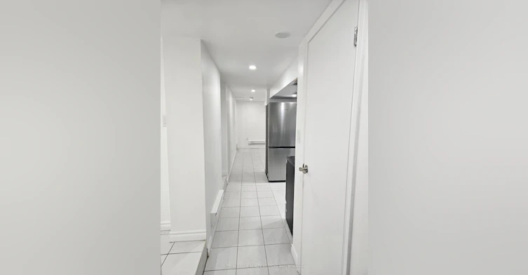 137B Chatham Avenue, Toronto, ON, M4J 1K8 - 8