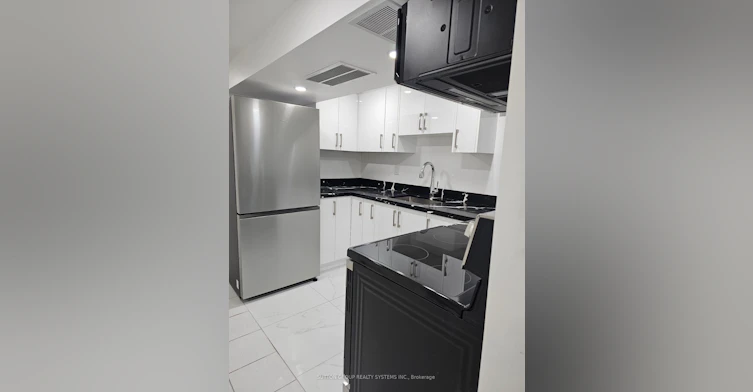 137B Chatham Avenue, Toronto, ON, M4J 1K8 - 3