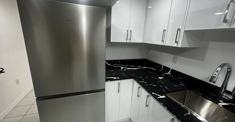 137B Chatham Avenue, Toronto, ON, M4J 1K8 - 6