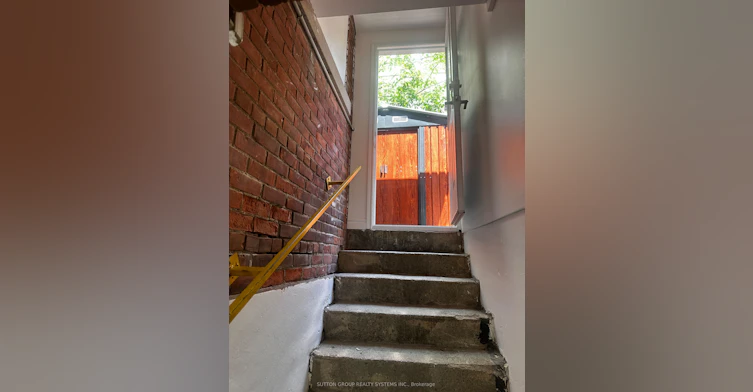 137B Chatham Avenue, Toronto, ON, M4J 1K8 - 16