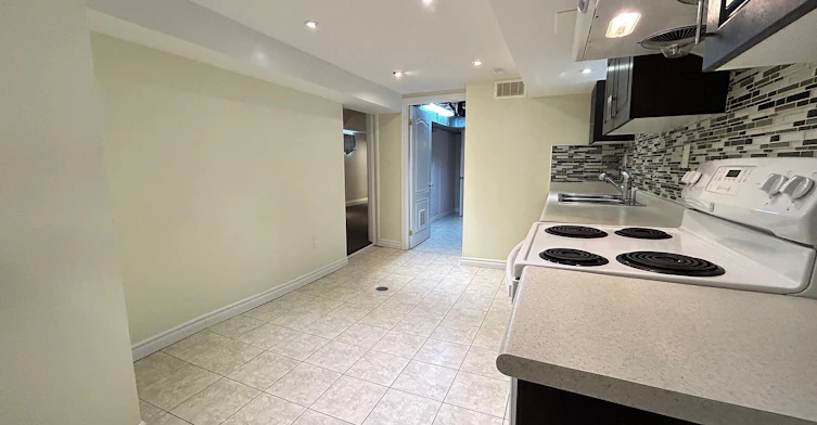 Bsmt-6 Merryfield Drive, Toronto, ON, M1P 1J1 - 4