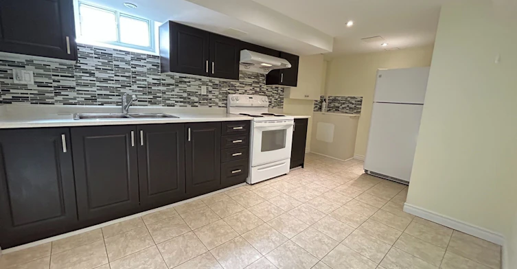 Bsmt-6 Merryfield Drive, Toronto, ON, M1P 1J1 - 5