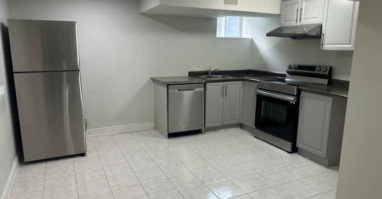 BSMT-7 Gilroy Drive, Toronto, ON, M1P 1Z8 - 2