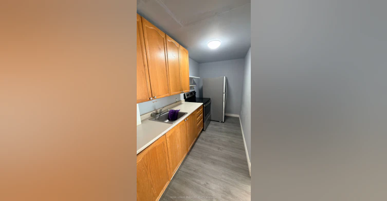 1A-92 Wolfe Street, Oshawa, ON, L1H 3T6 - 6