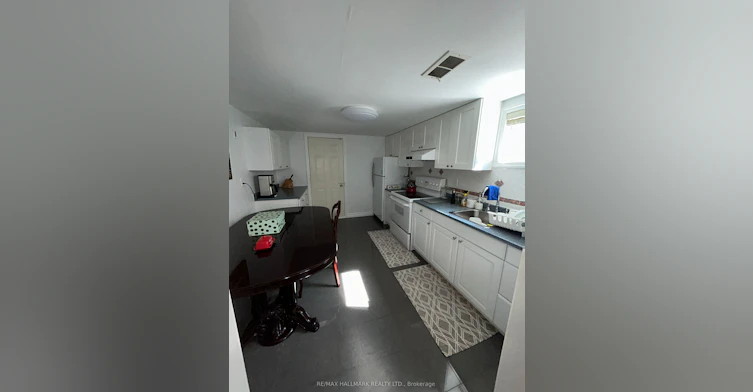 110 Trinnell Boulevard, Toronto, ON, M1L 1S7 - 8