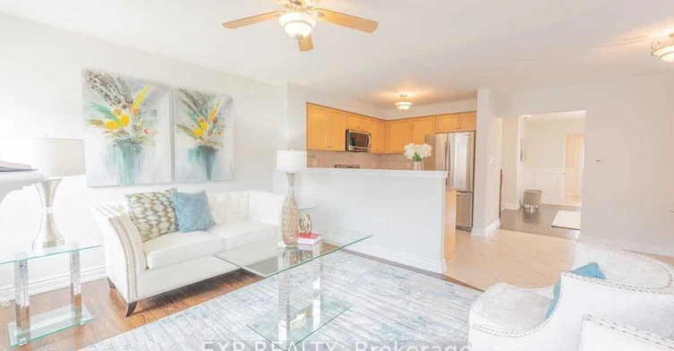 8 Rampart Crescent, Whitby, ON, L1P 1T5 - 8