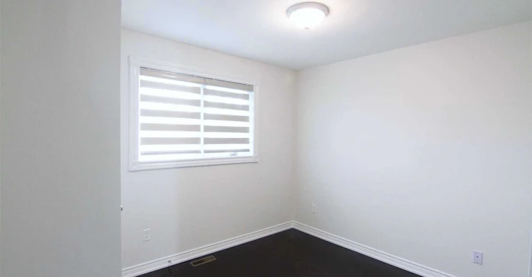 40 Alanbull Square, Toronto, ON, M1V 4M1 - 8