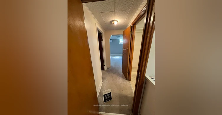 (BSMT)-11 Hutton Avenue, Toronto, ON, M4C 3L2 - 2