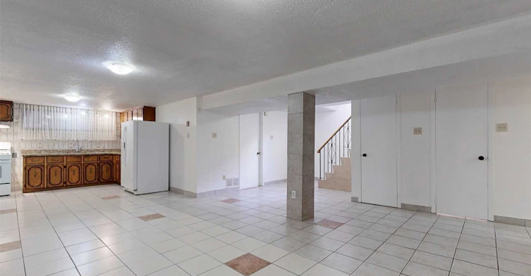 14 Beacon Road, Toronto, ON, M1P 1G7 - 6