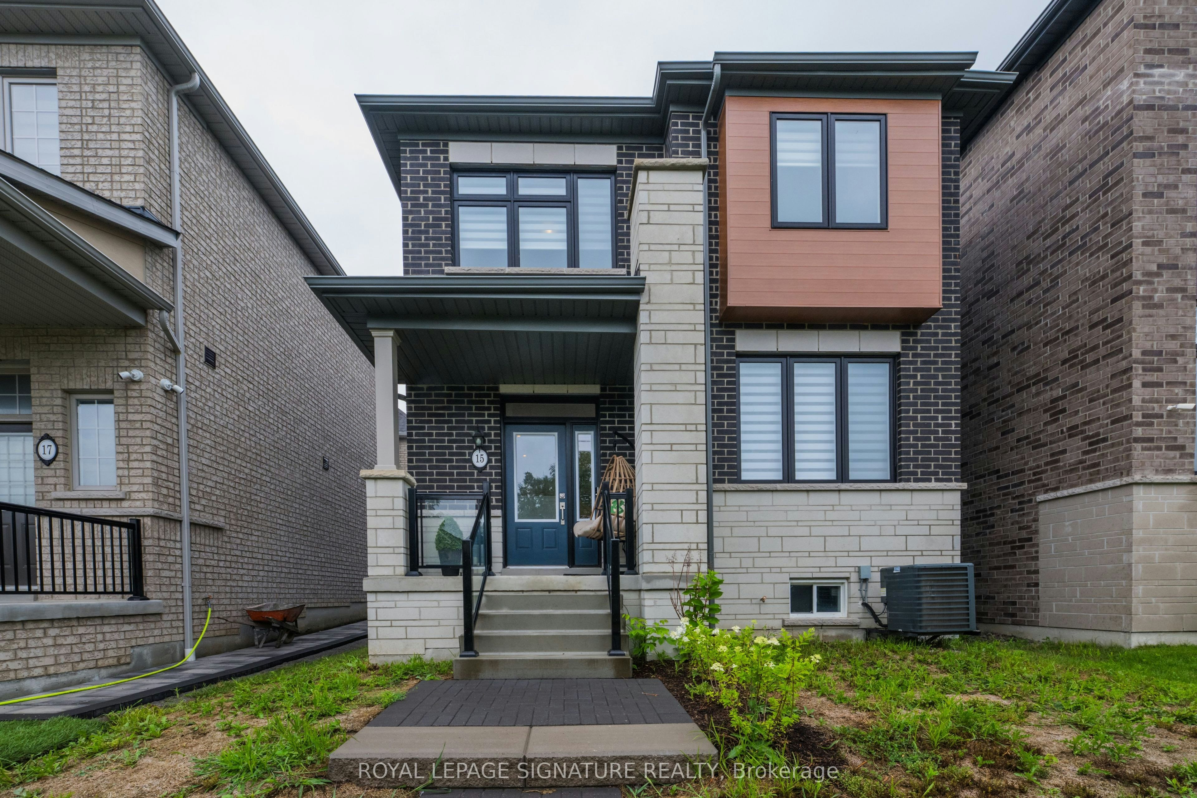 15 Mountainside Crescent, Whitby, ON, L1R 0P5