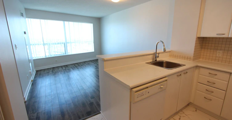 2906-36 Lee Centre Drive, Toronto, ON, M1H 3K2 - 6