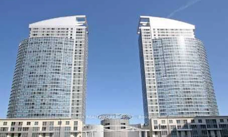 2906-36 Lee Centre Drive