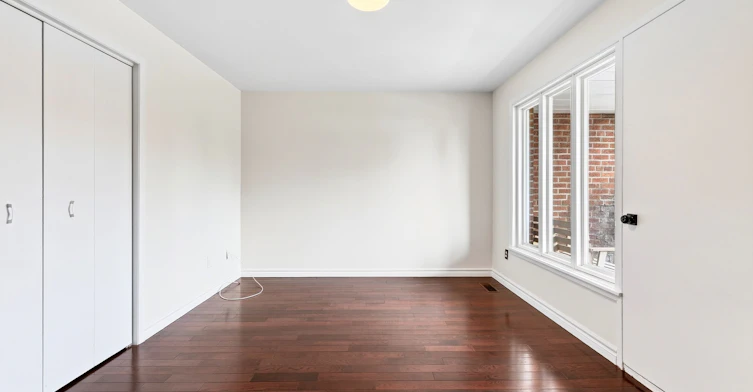 UPPER / 2ND-402 Kingston Road, Toronto, ON, M4L 1T9 - 8