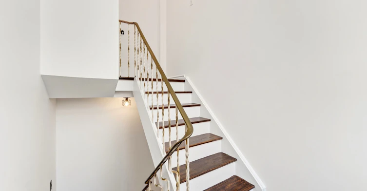 UPPER / 2ND-402 Kingston Road, Toronto, ON, M4L 1T9 - 6