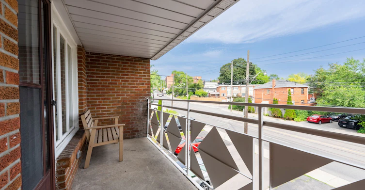 MAIN-402 Kingston Road, Toronto, ON, M4L 1T9 - 22