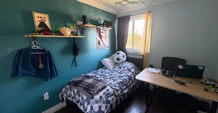 18 Goodfellow Street, Whitby, ON, L1P 1C4 - 19