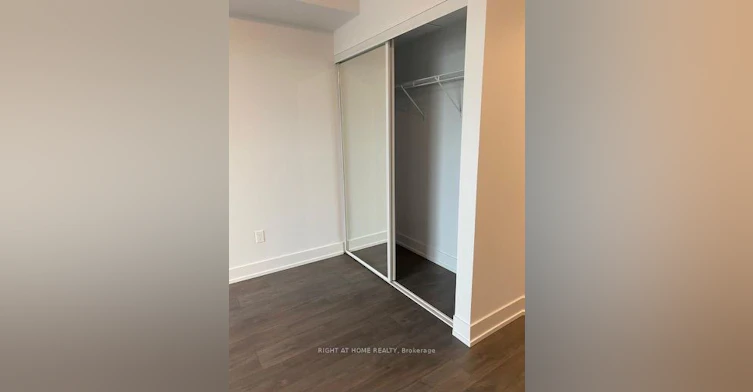 319-2550 Simcoe St N Street, Oshawa, ON, L1L 0R5 - 8