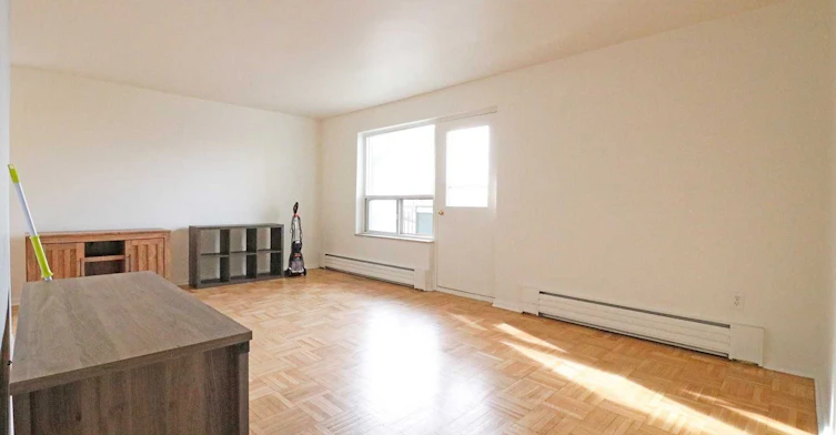 303-1751 Victoria Park Avenue, Toronto, ON, M1R 1S1 - 2