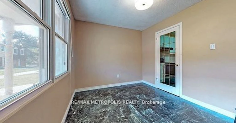 12-2051 Bridletowne Circle, Toronto, ON, M1W 2J7 - 29
