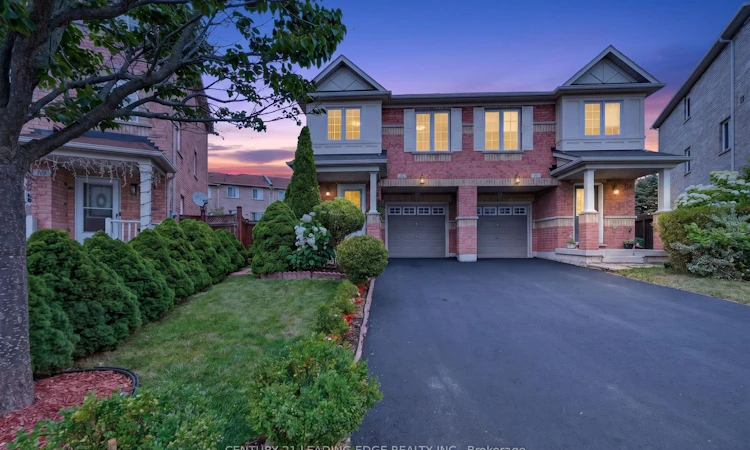63 Wilkes Crescent