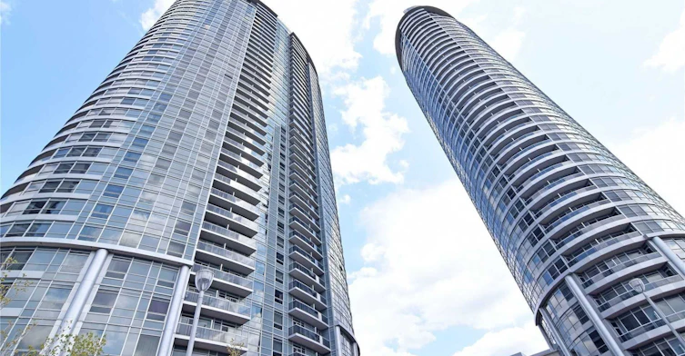 3326-135 Village Green Square, Toronto, ON, M1S 0G4