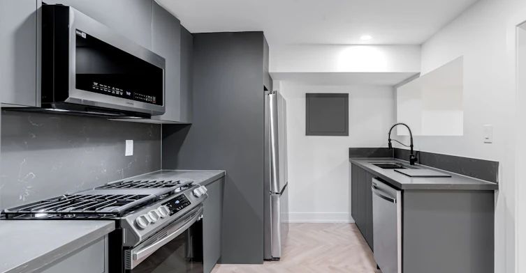 1-861 O'connor Drive, Toronto, ON, M4B 2S7 - 13