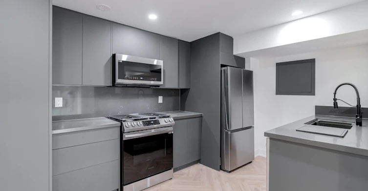 1-861 O'connor Drive, Toronto, ON, M4B 2S7 - 10