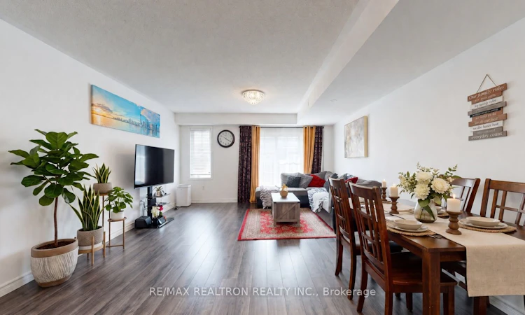 34 Glenstal Path