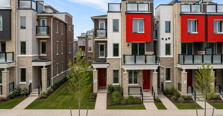 401-1034 Reflection Place, Pickering, ON, L1X 0L1