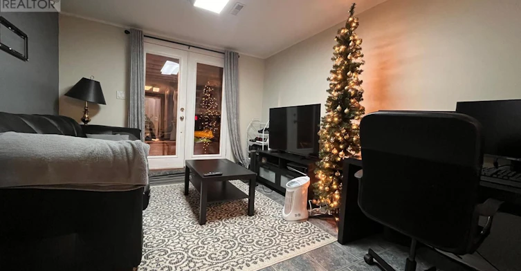 Lower-70 Fairmeadow Place, Whitby, ON, L1N 8W3 - 2