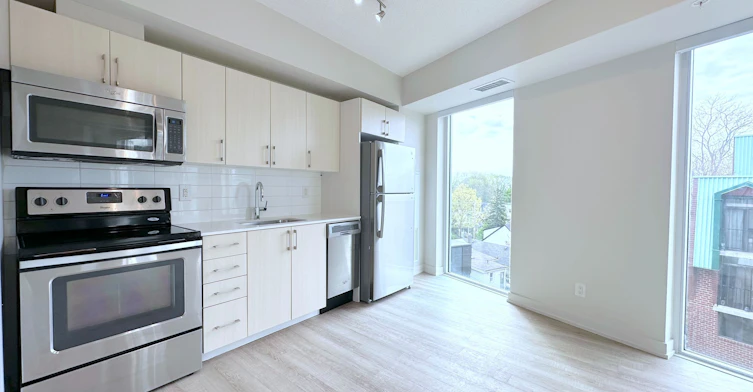 613-763 Woodbine Avenue, Toronto, ON, M4E 2J4 - 3