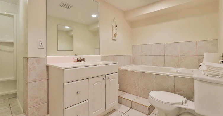 100 Courcelette Road, Toronto, ON, M1N 2T2 - 25