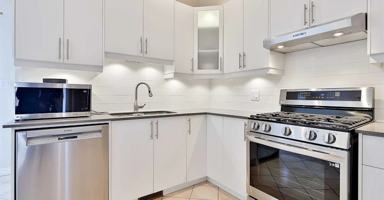 100 Courcelette Road, Toronto, ON, M1N 2T2 - 8