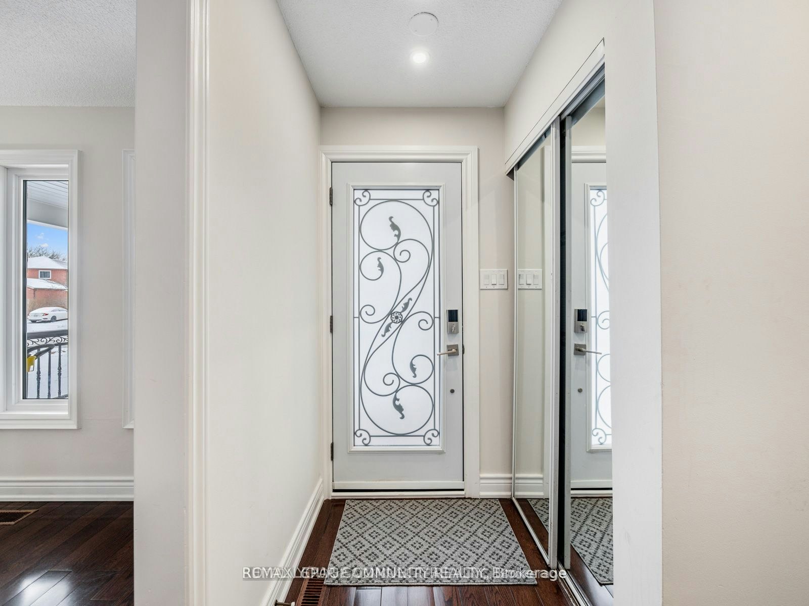 1552 Dellbrook Avenue, Pickering, ON, L1X 2L7 - 2