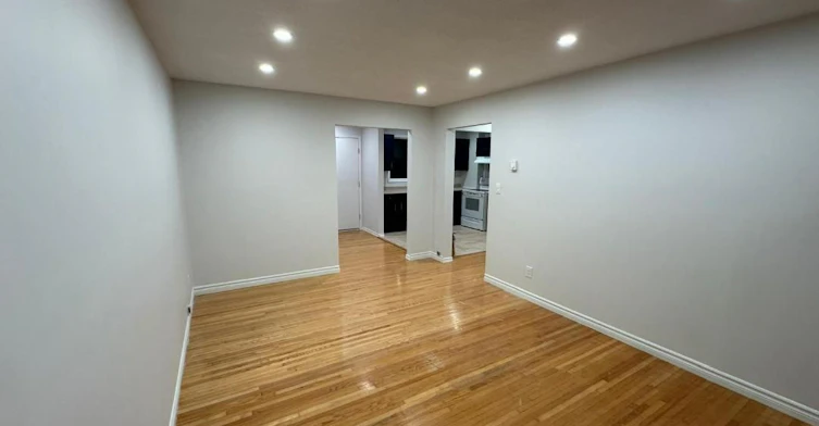 unit 2 ( Middle )-515 Stone Street, Oshawa, ON, L1J 1A4 - 12