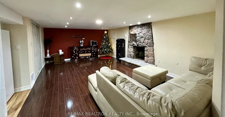 Bsmnt-564 Mccowan Road, Toronto, ON, M1J 1J8