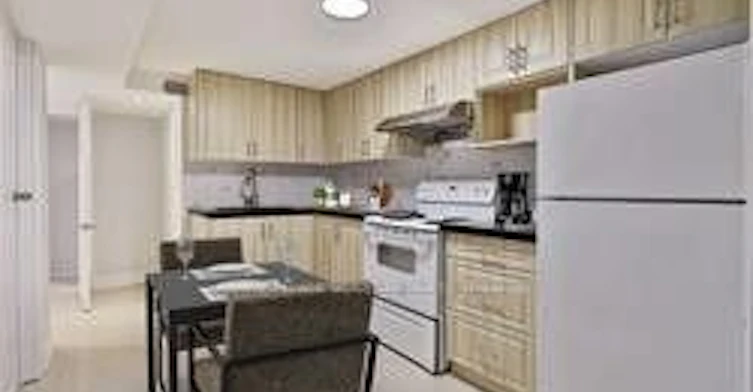 Lower-47 South Edgely Avenue, Toronto, ON, M1N 3K9 - 6