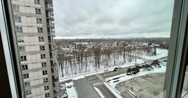 1906-25 Town Centre Court, Toronto, ON, M1P 0B4 - 11